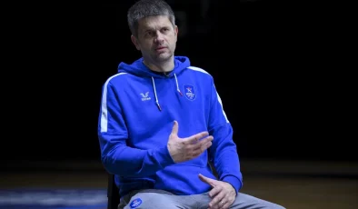 Anadolu Efes Başantrenörü Tomislav Mijatovic: Başarıyı sürdürmek zorundayız