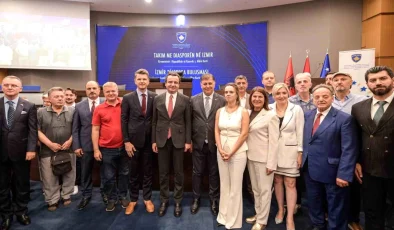 İzmir Büyükşehir Belediye Başkanı Kosova Cumhuriyeti Başbakanı Albin Kurti’yi Ağırladı