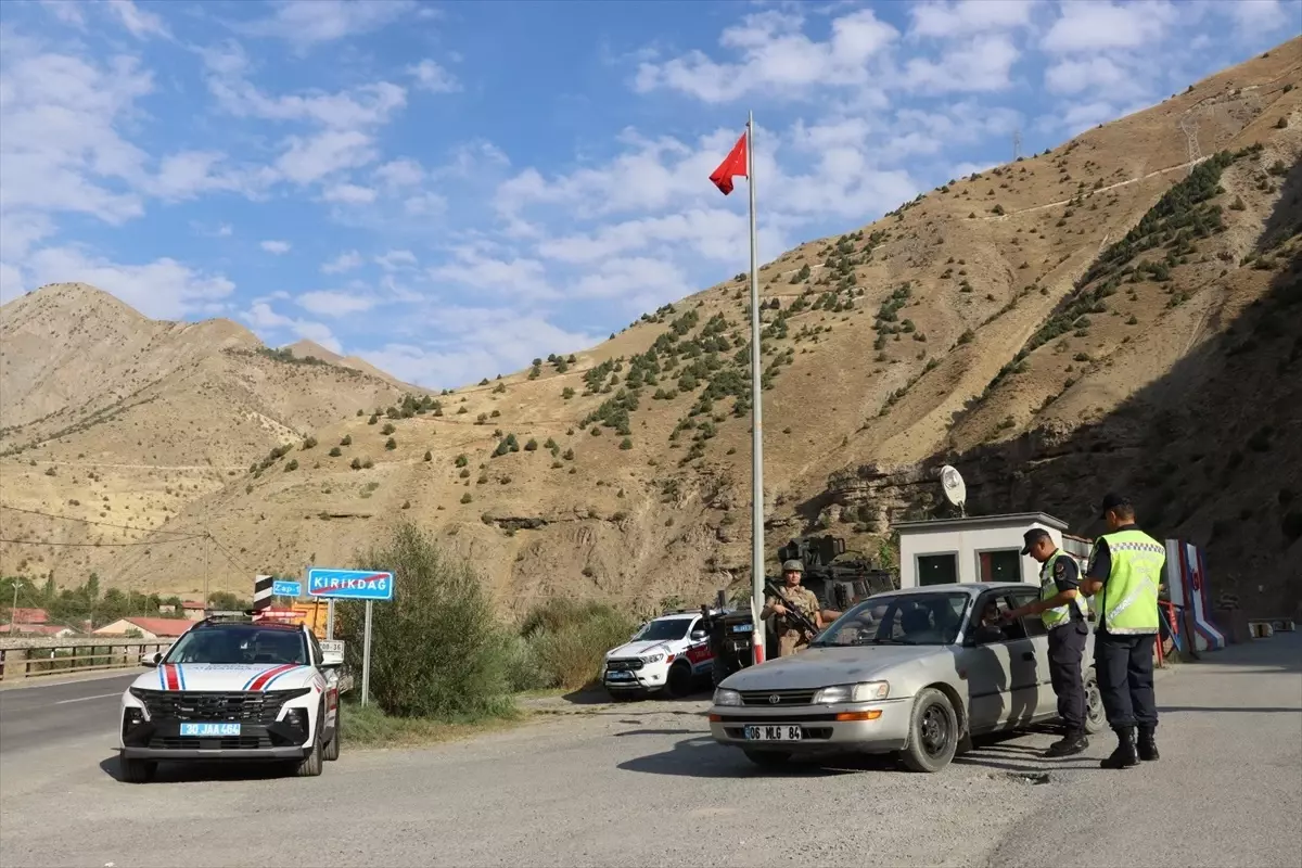 Hakkari’de Trafik Denetimi